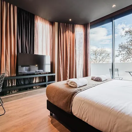 Arena Select ホテル