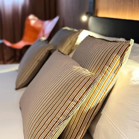 Arena Select 酒店 3*