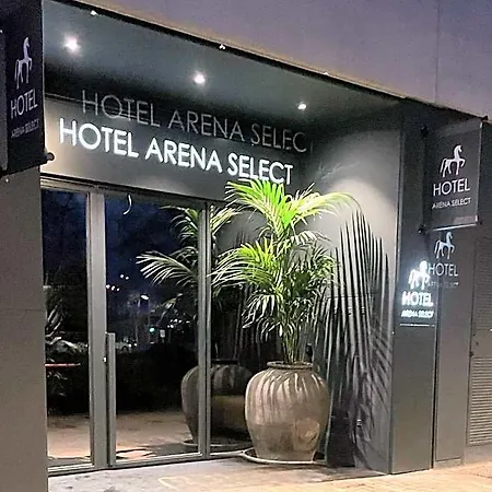 Arena Select Hotel