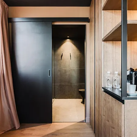 מלון Arena Select 3*