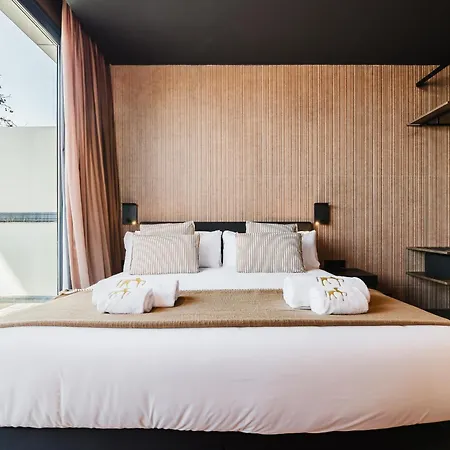 מלון Arena Select