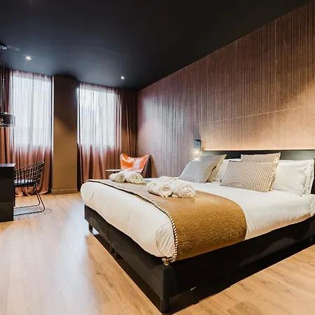 Arena Select 3* Valencie